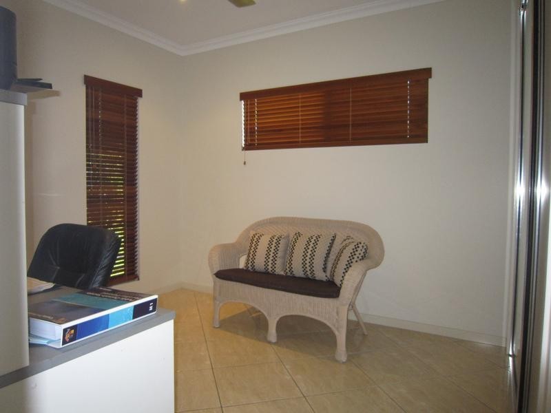 1 Bounty Court, Douglas QLD 4814