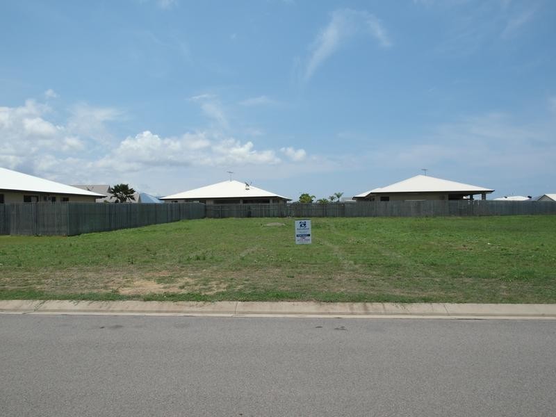 33 Kinnardy Street, Burdell QLD 4818