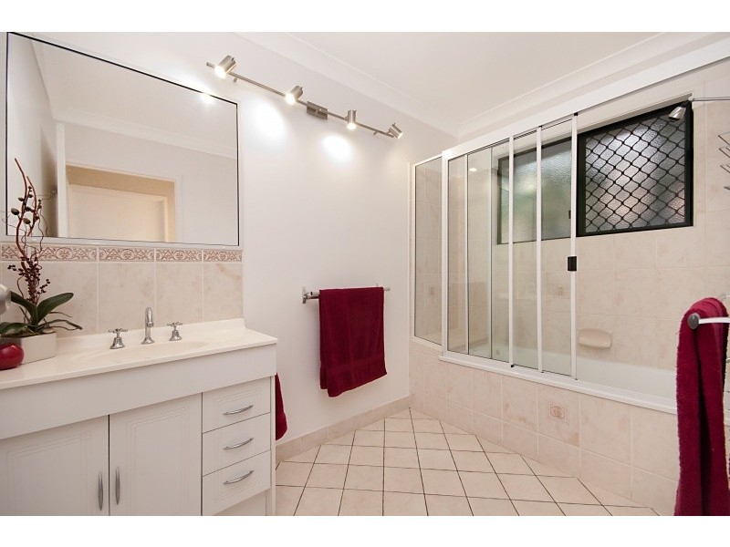 4 Niall Court, Annandale QLD 4814