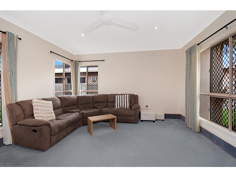 65 Miller Circuit, Kirwan QLD 4817