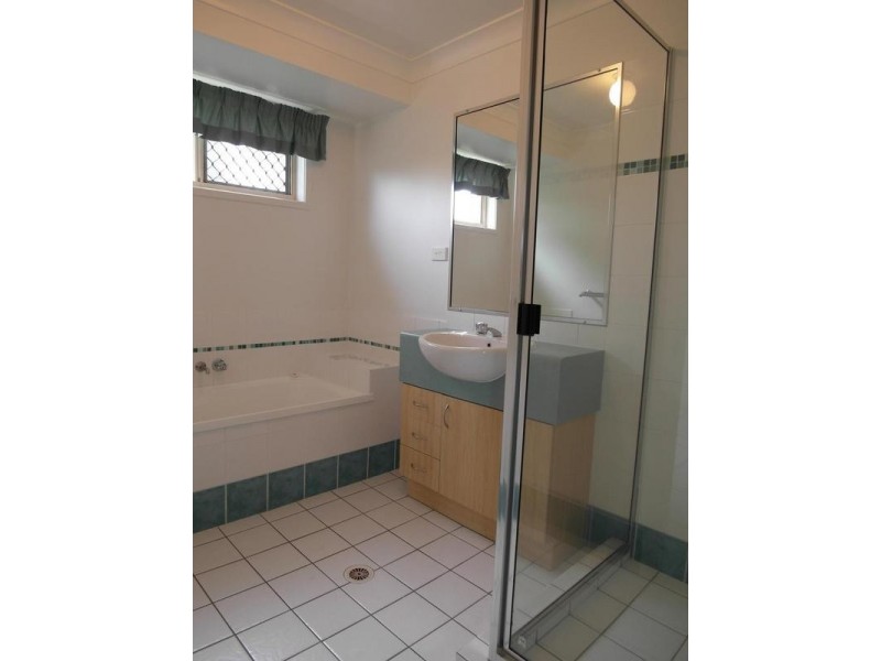 14 Dickenson Place, Kirwan QLD 4817