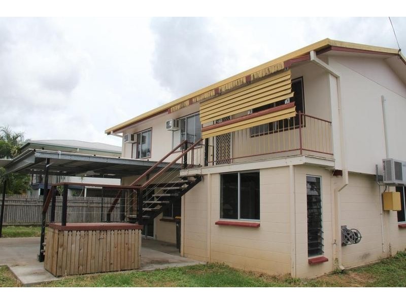 1432 Riverway Dr, Kelso QLD 4815