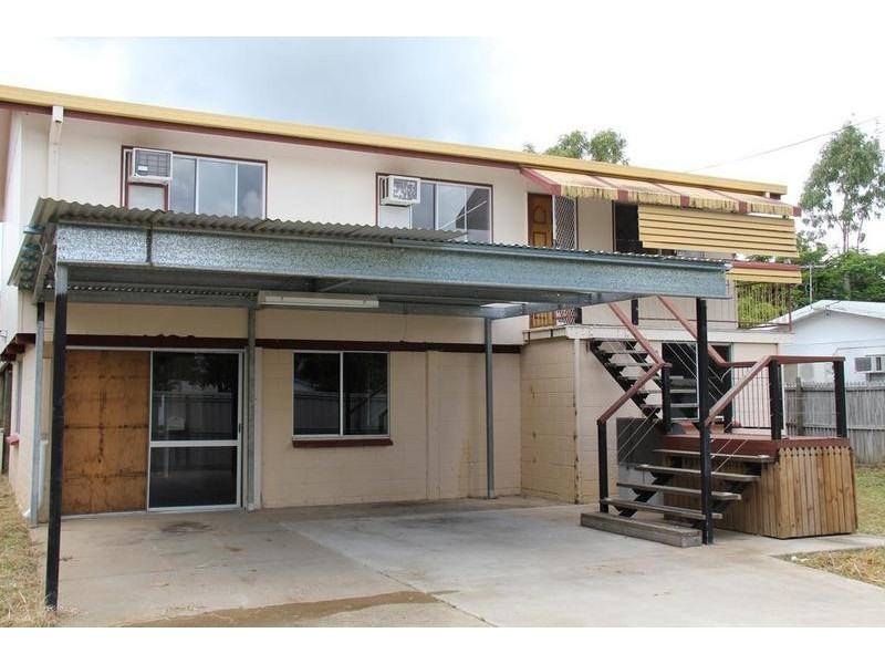 1432 Riverway Dr, Kelso QLD 4815