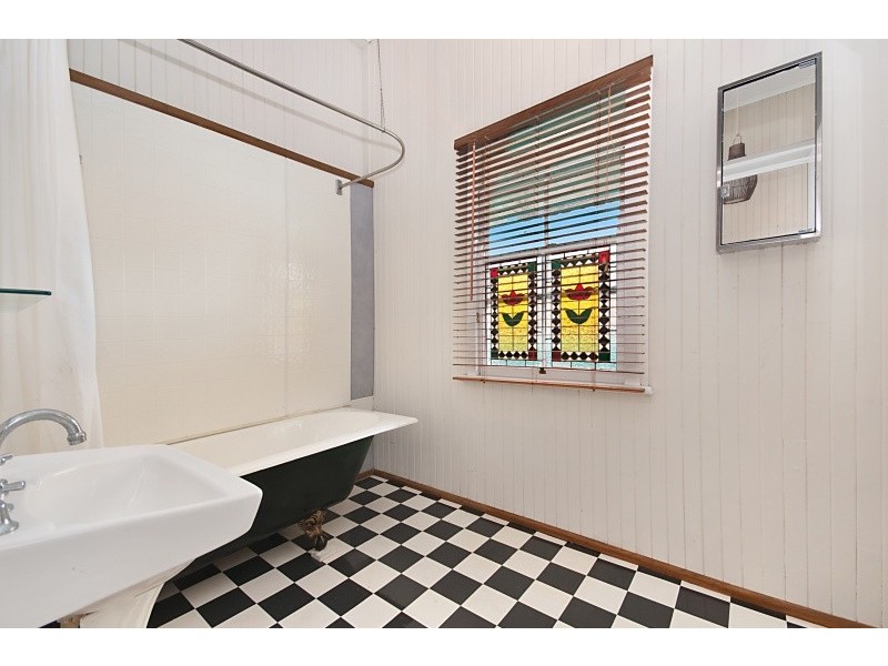 11 Morehead Street, South Townsville QLD 4810