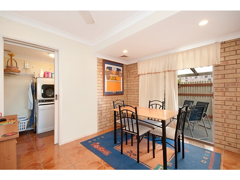 2/81 Twelfth Avenue, Railway Estate QLD 4810