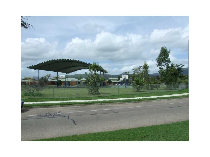 72 Abbott Street, Oonoonba QLD 4811