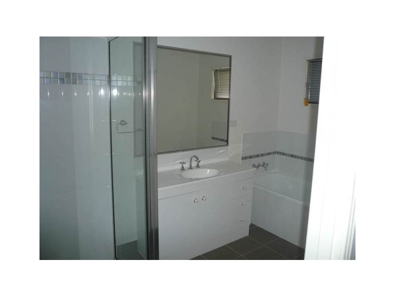 Bohle Plains QLD 4817