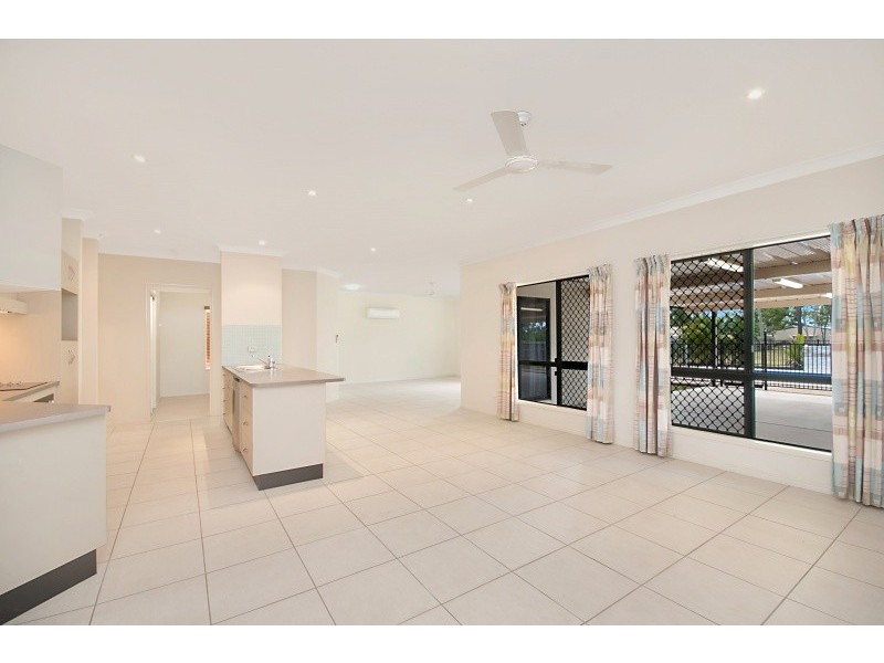 60 Mount Low Parkway, Mount Low QLD 4818