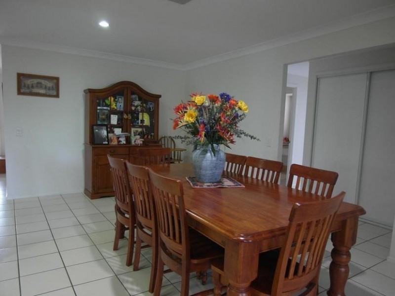 33 Wallace Circuit, Kirwan QLD 4817