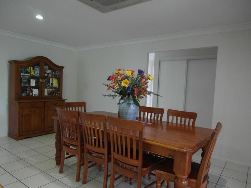 33 Wallace Circuit, Kirwan QLD 4817