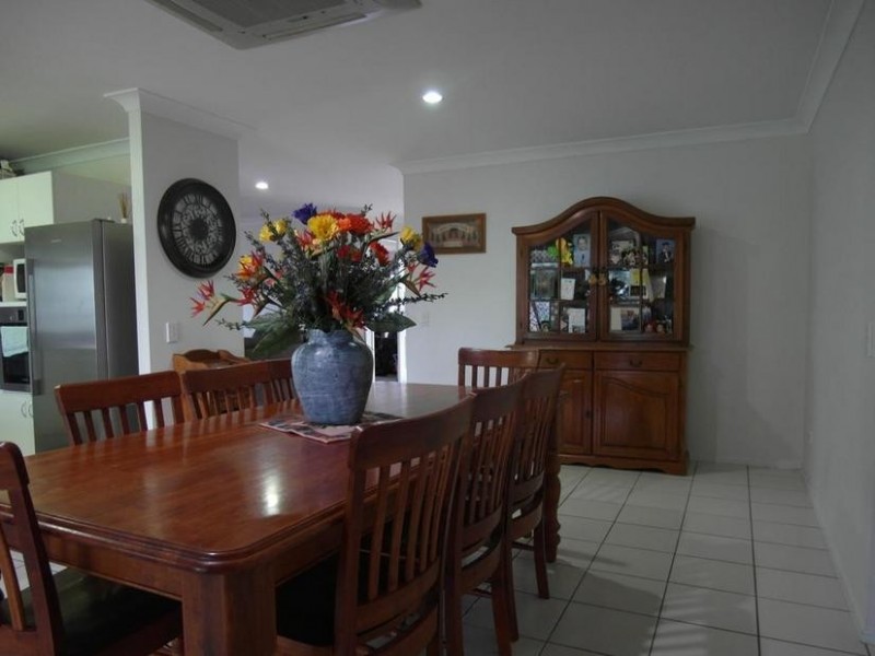 33 Wallace Circuit, Kirwan QLD 4817