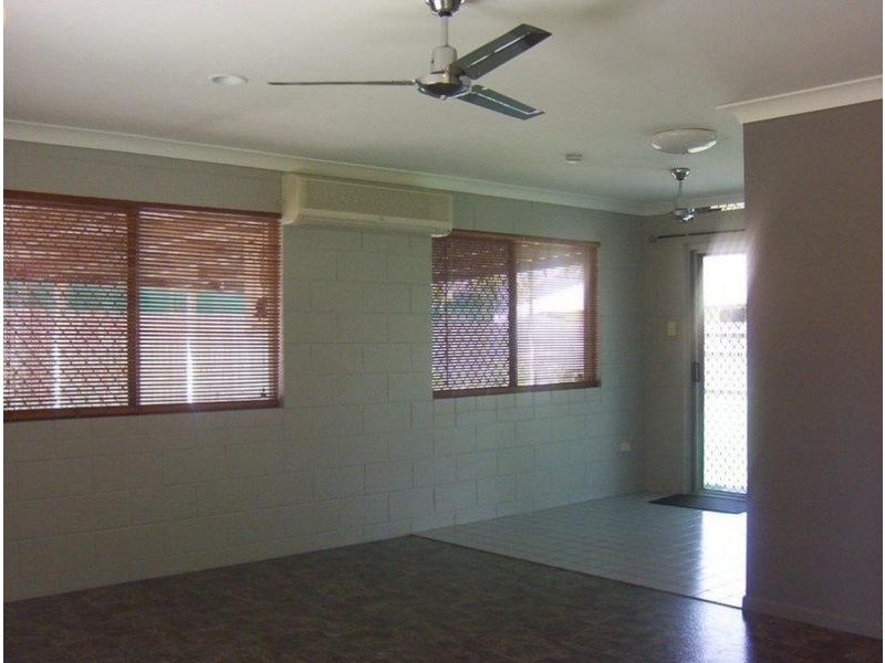 8 Reid Court, Kirwan QLD 4817