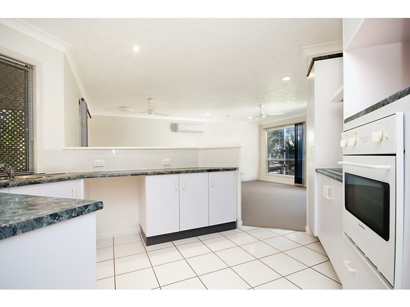 42 Nettleton Street, Mount Louisa QLD 4814