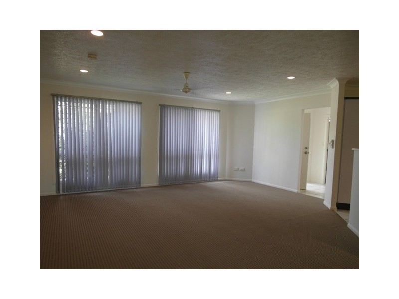 42 Nettleton Street, Mount Louisa QLD 4814