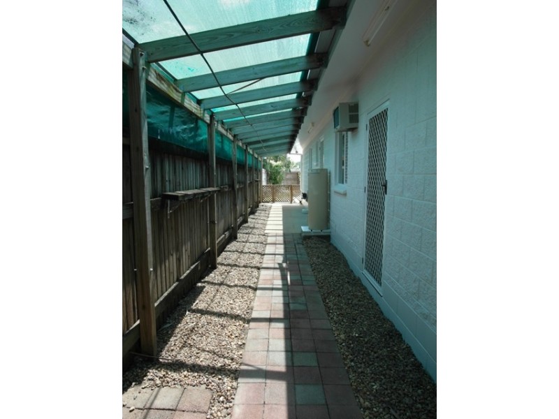 42 Nettleton Street, Mount Louisa QLD 4814