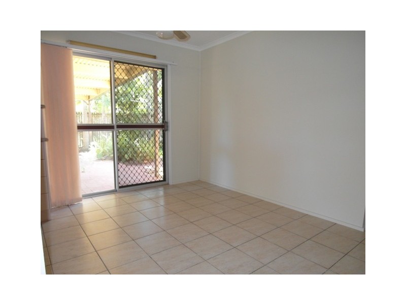 1 Bokirana Crescent, Kirwan QLD 4817