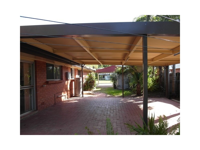 1 Bokirana Crescent, Kirwan QLD 4817