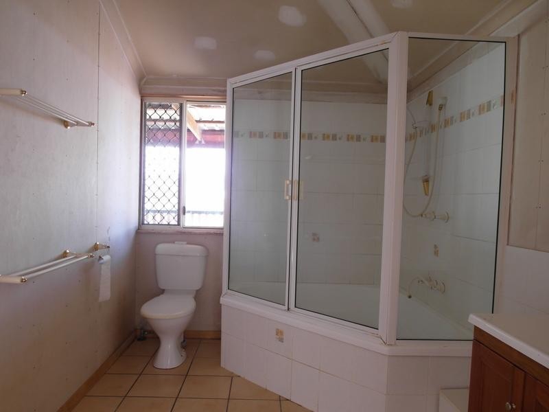 1587 Riverway Drive, Kelso QLD 4815