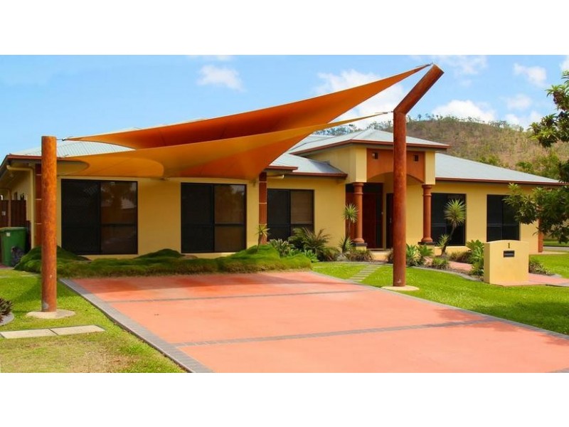 1 Bamboo Court, Mount Louisa QLD 4814