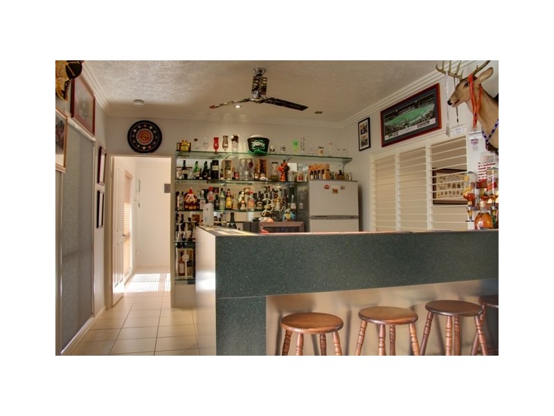 1 Bamboo Court, Mount Louisa QLD 4814