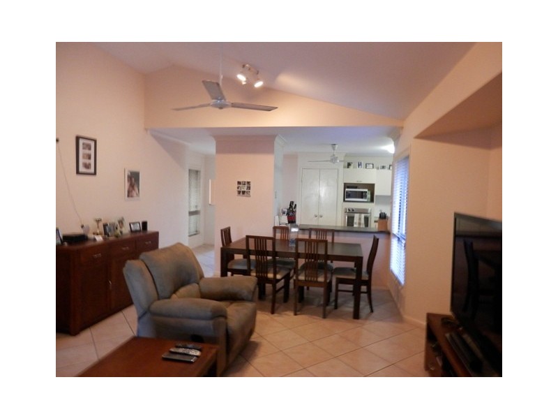 8 Hawkesbury Lane, Douglas QLD 4814