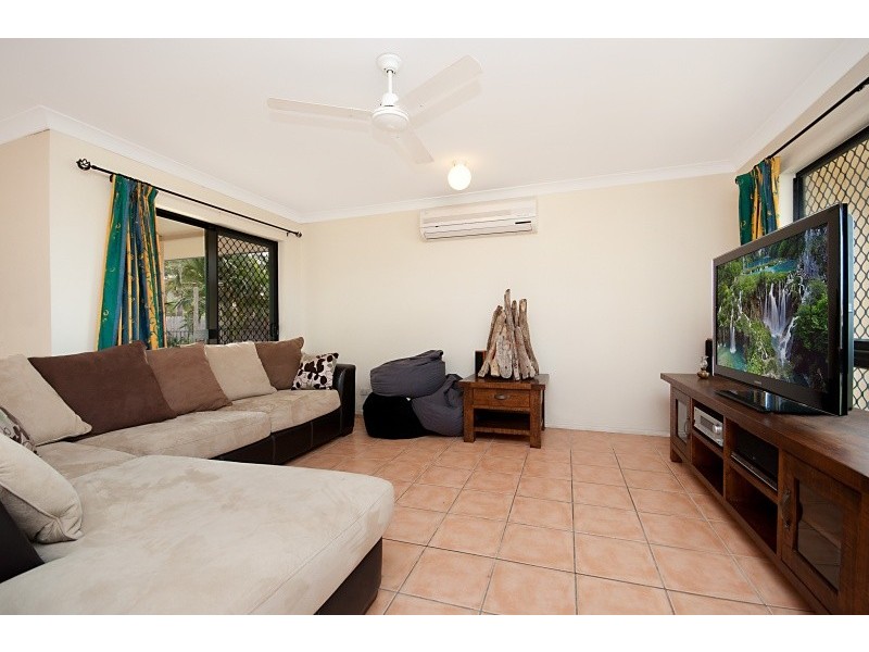 73 Squires Crescent, Kirwan QLD 4817