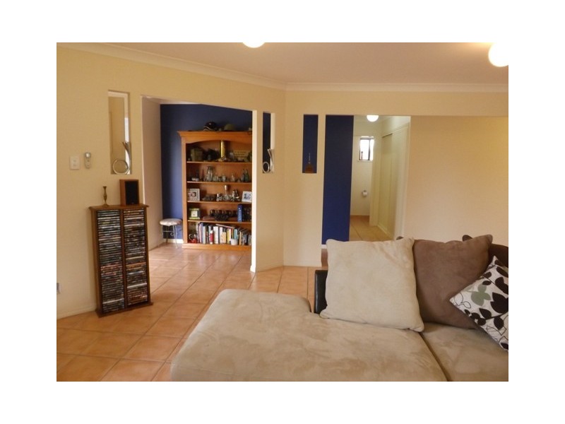 73 Squires Crescent, Kirwan QLD 4817