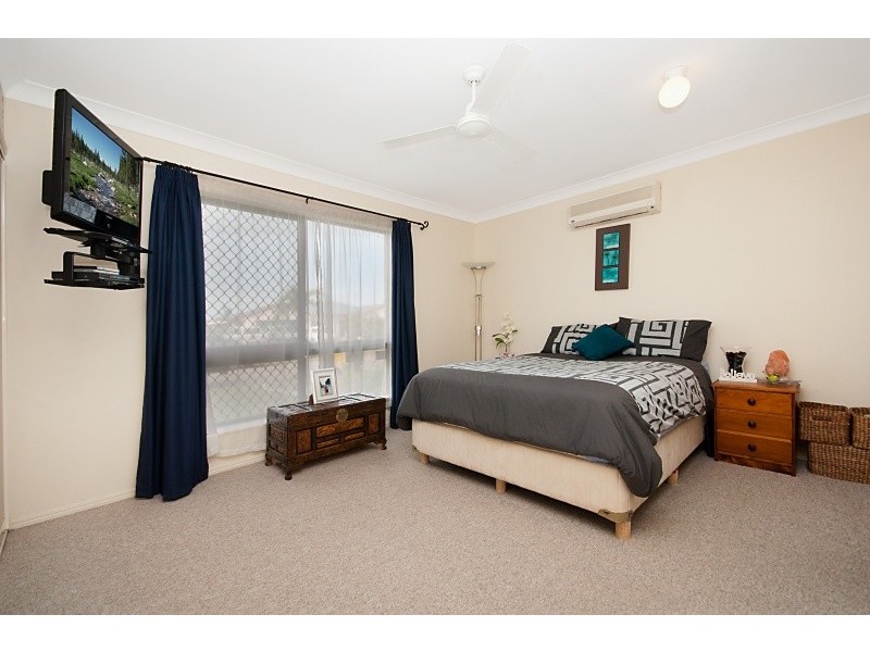 73 Squires Crescent, Kirwan QLD 4817