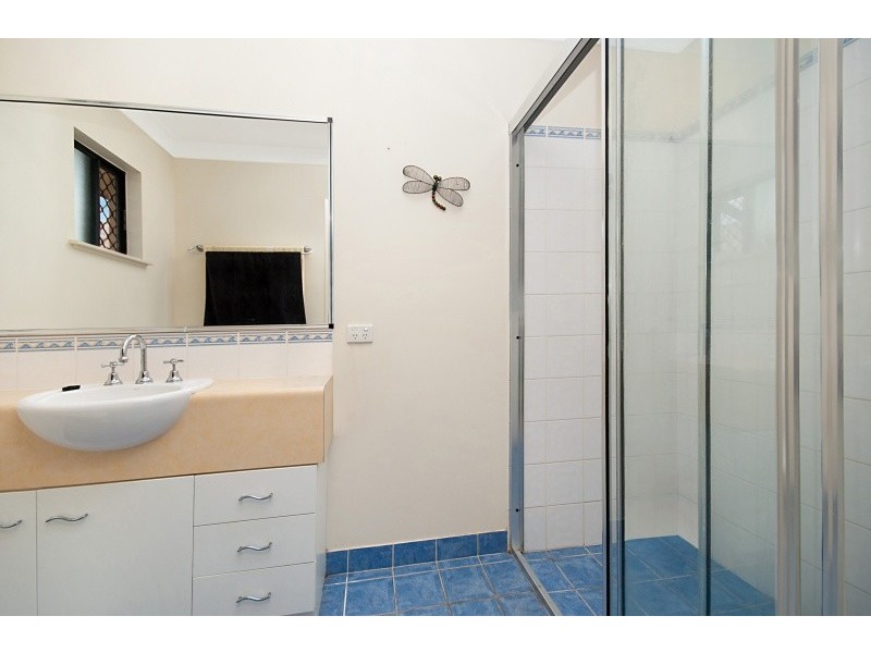 73 Squires Crescent, Kirwan QLD 4817