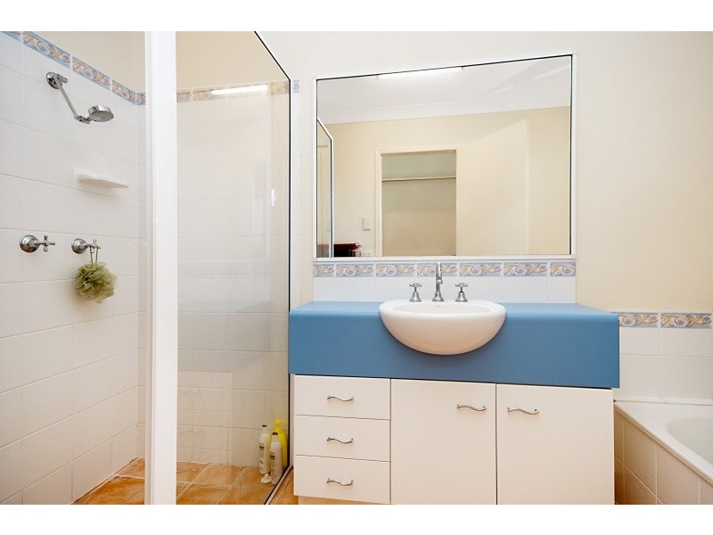 73 Squires Crescent, Kirwan QLD 4817