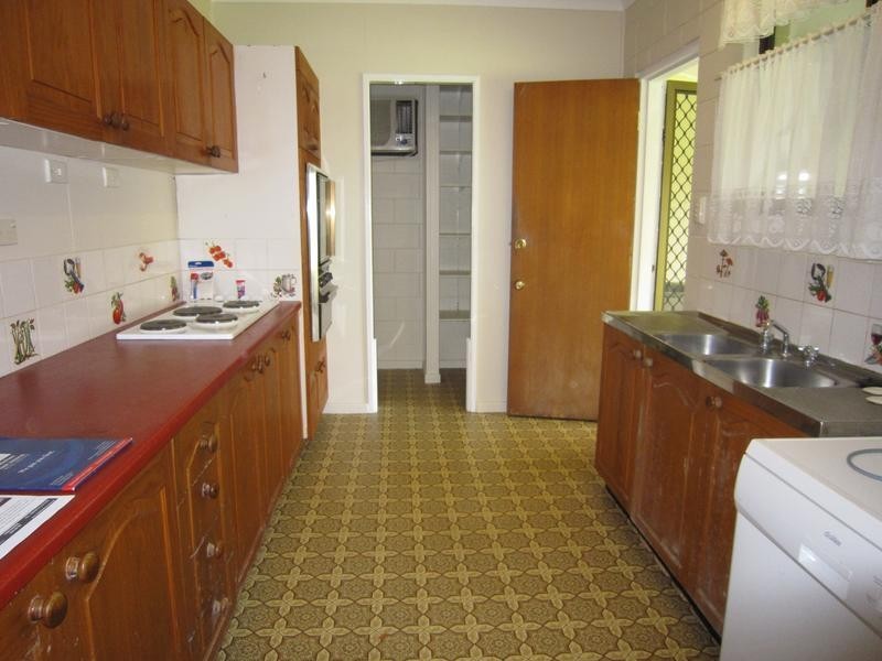 52 Illuta Street, Rasmussen QLD 4815