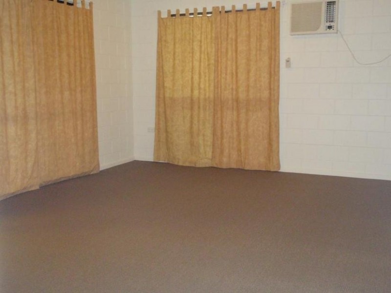 52 Illuta Street, Rasmussen QLD 4815