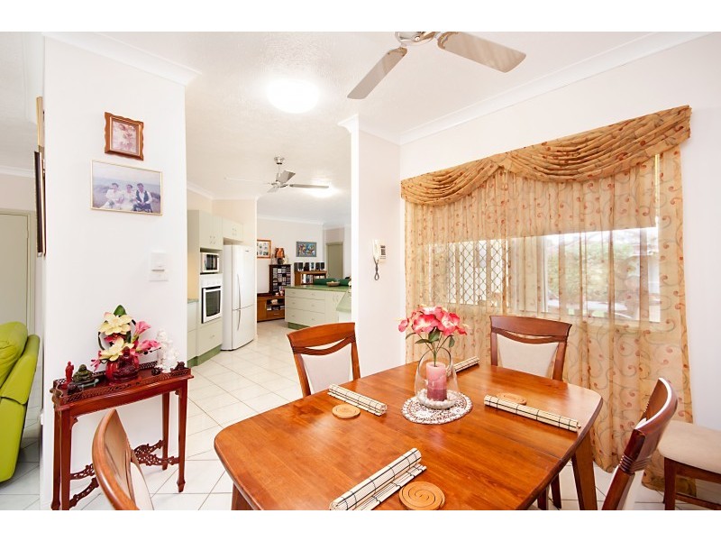 45 Canterbury Road, Kirwan QLD 4817