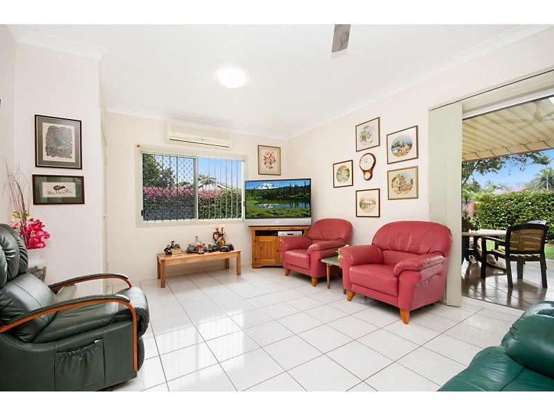 45 Canterbury Road, Kirwan QLD 4817