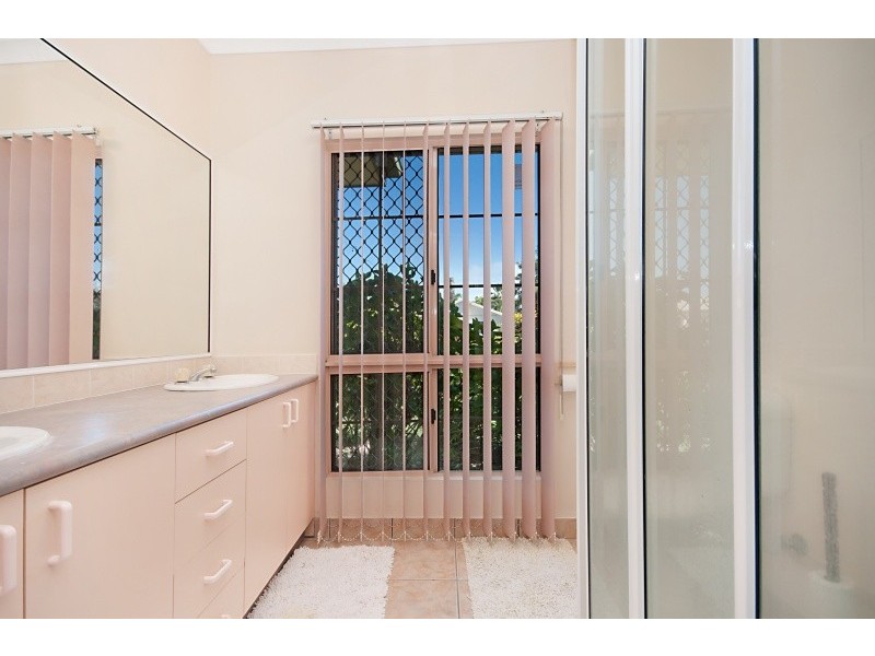 34 Overton Circuit, Kirwan QLD 4817