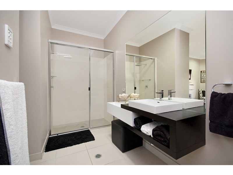 17 Dampier Crescent, Burdell QLD 4818