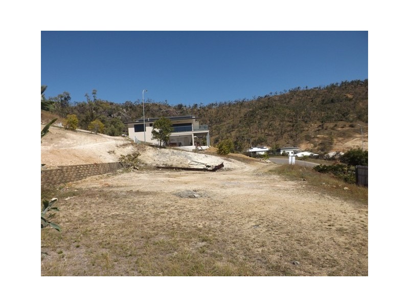 56 St Albans Road, Mount Louisa QLD 4814