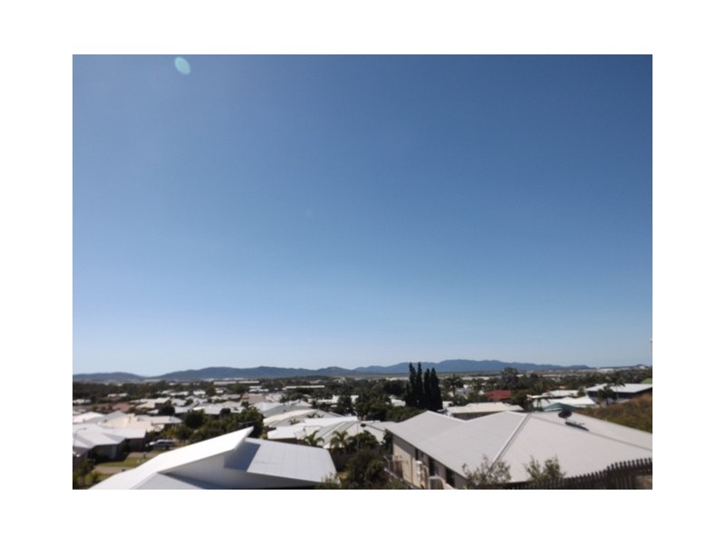 56 St Albans Road, Mount Louisa QLD 4814