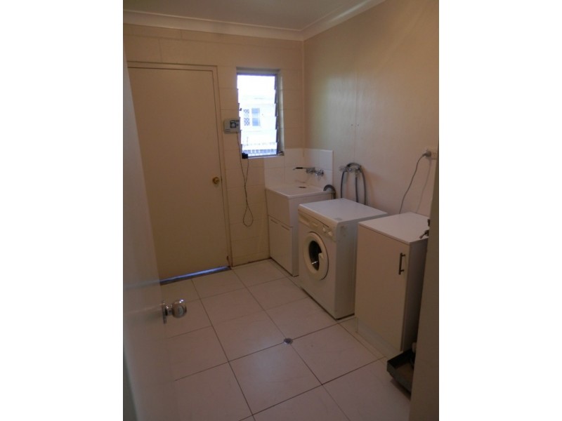 6 Canterbury Road, Kirwan QLD 4817