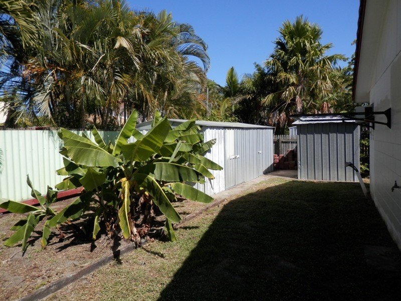 6 Canterbury Road, Kirwan QLD 4817