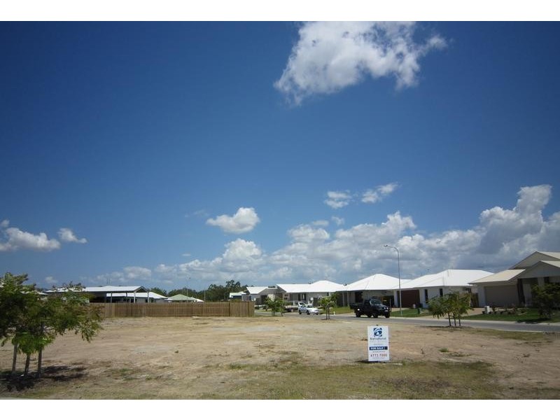 17 Izaro Circuit, Burdell QLD 4818