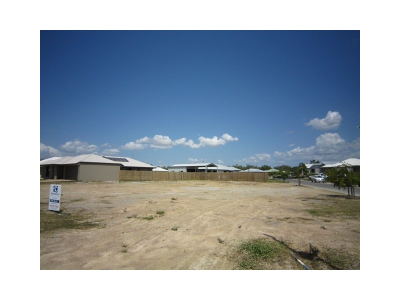 17 Izaro Circuit, Burdell QLD 4818