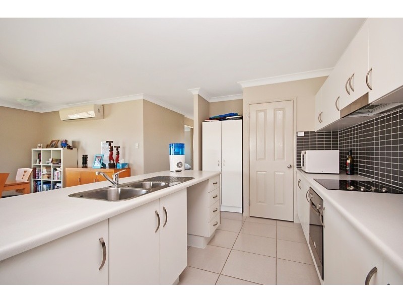 11 Capricorn Drive, Burdell QLD 4818