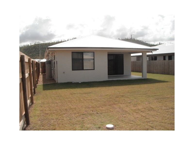 10 Lansing Street, Mount Louisa QLD 4814