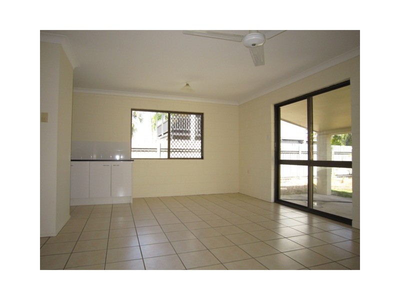 35 Champagne Crescent, Kelso QLD 4815