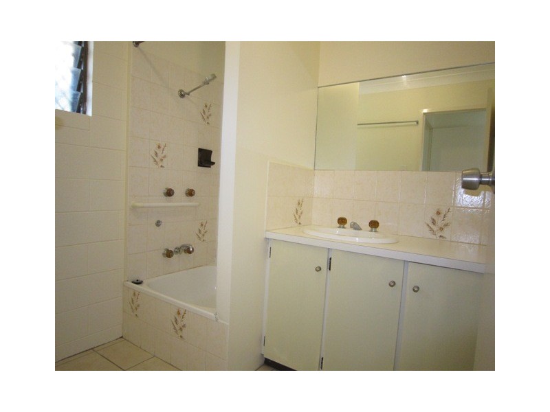 35 Champagne Crescent, Kelso QLD 4815