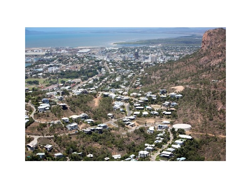 15 Chandon Place, Castle Hill QLD 4810