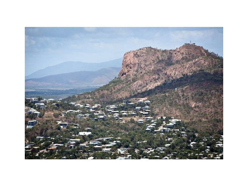 15 Chandon Place, Castle Hill QLD 4810