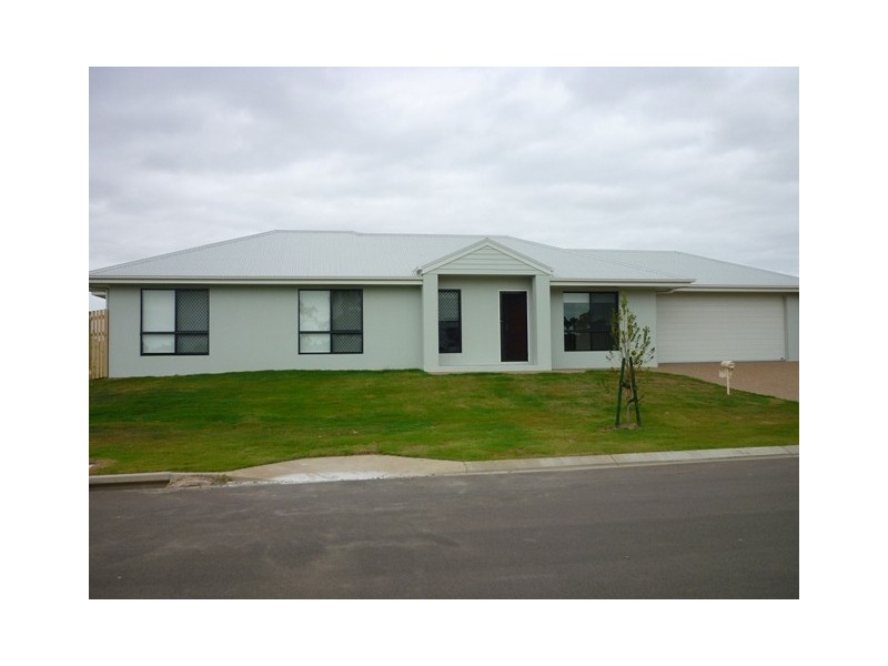 7 Exeter Way, Mount Low QLD 4818