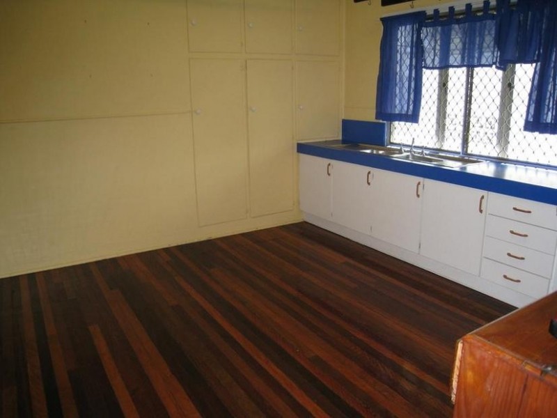 14 Deschamp Street, Aitkenvale QLD 4814